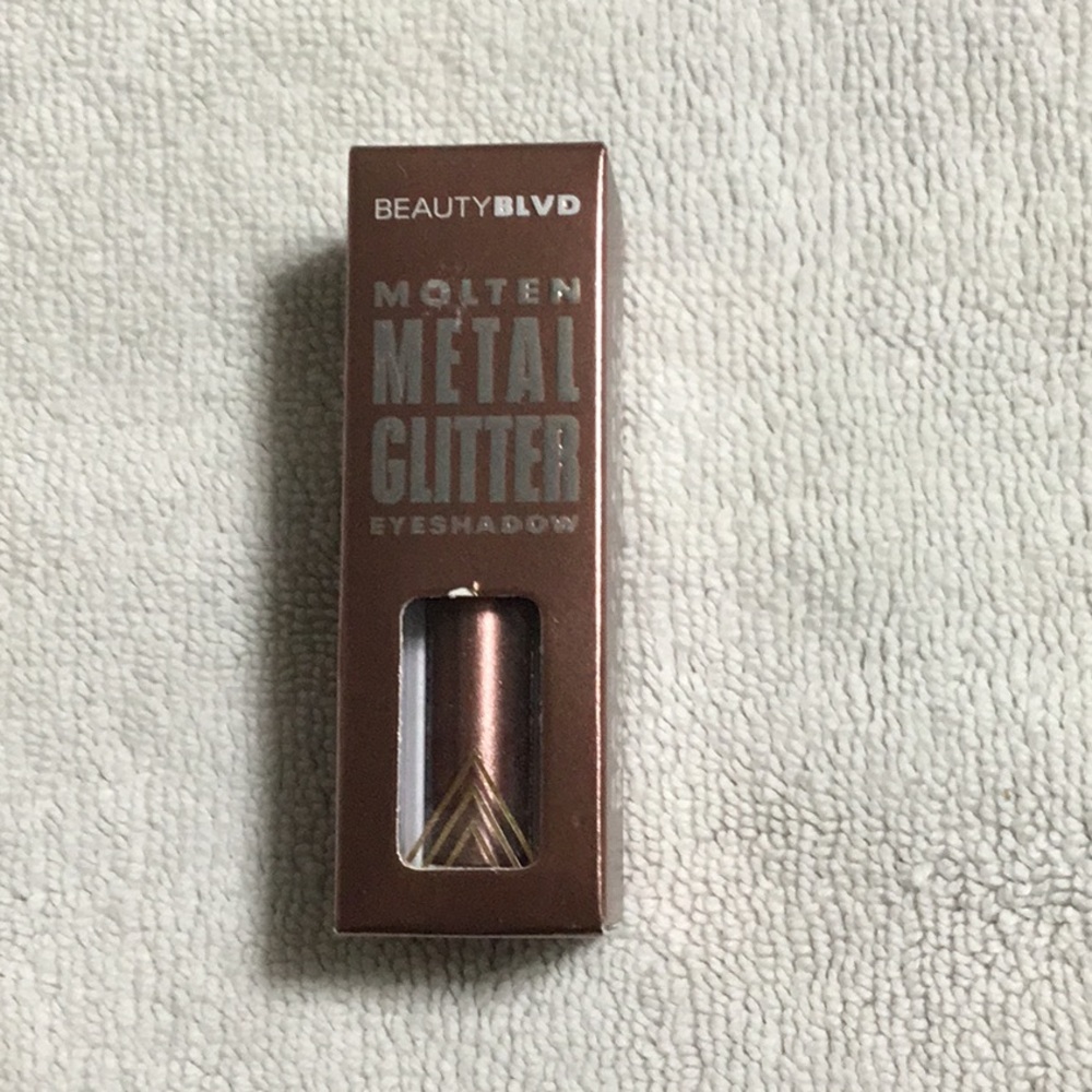 Beauty BLVD Molten Metal Glitter Eyeshadow
